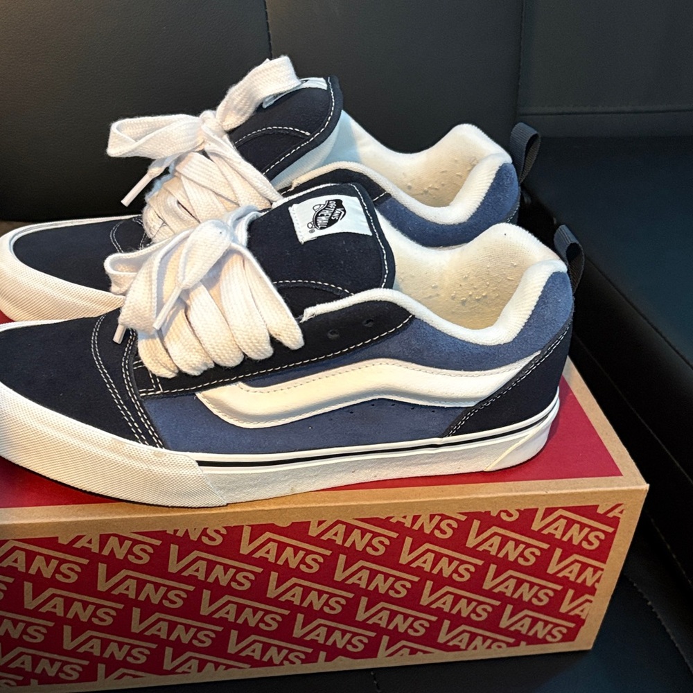new school Vans  Blue and White Low-Tops - Picture 3 of 5